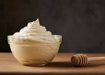 ricetta della crema di miele montato