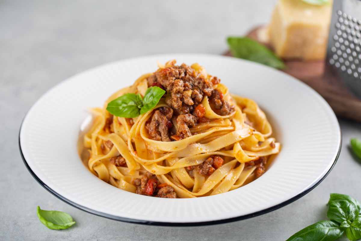 Fettuccine ragù bolognese