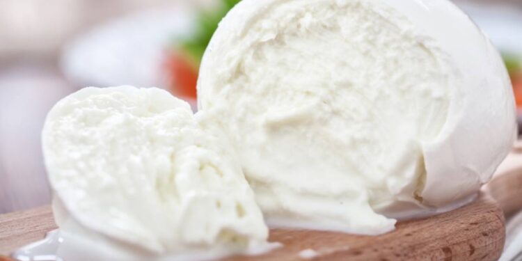 Riconoscere mozzarella di bufala