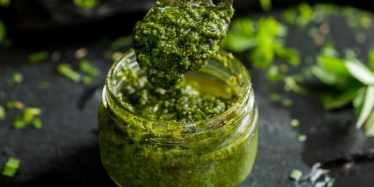 Pesto ai fiori di zucca