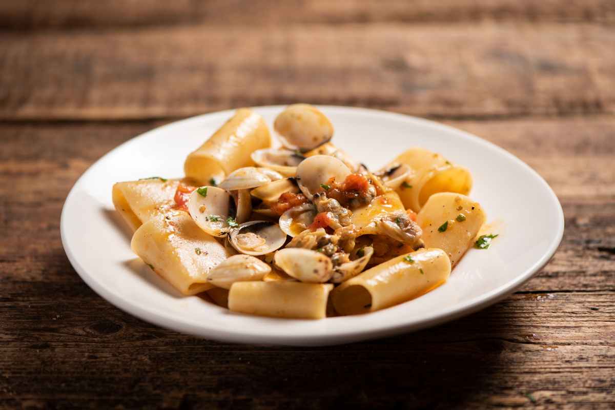 paccheri ai frutti di mare ricetta