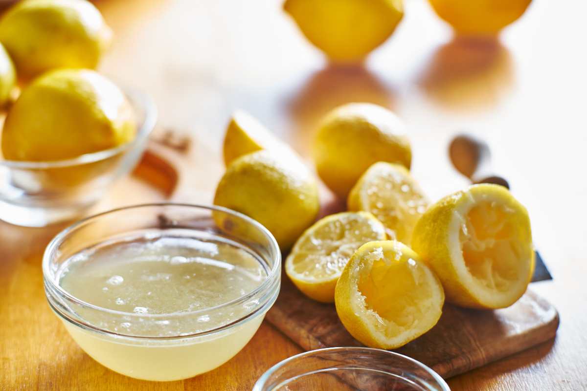 succo di limone fa male