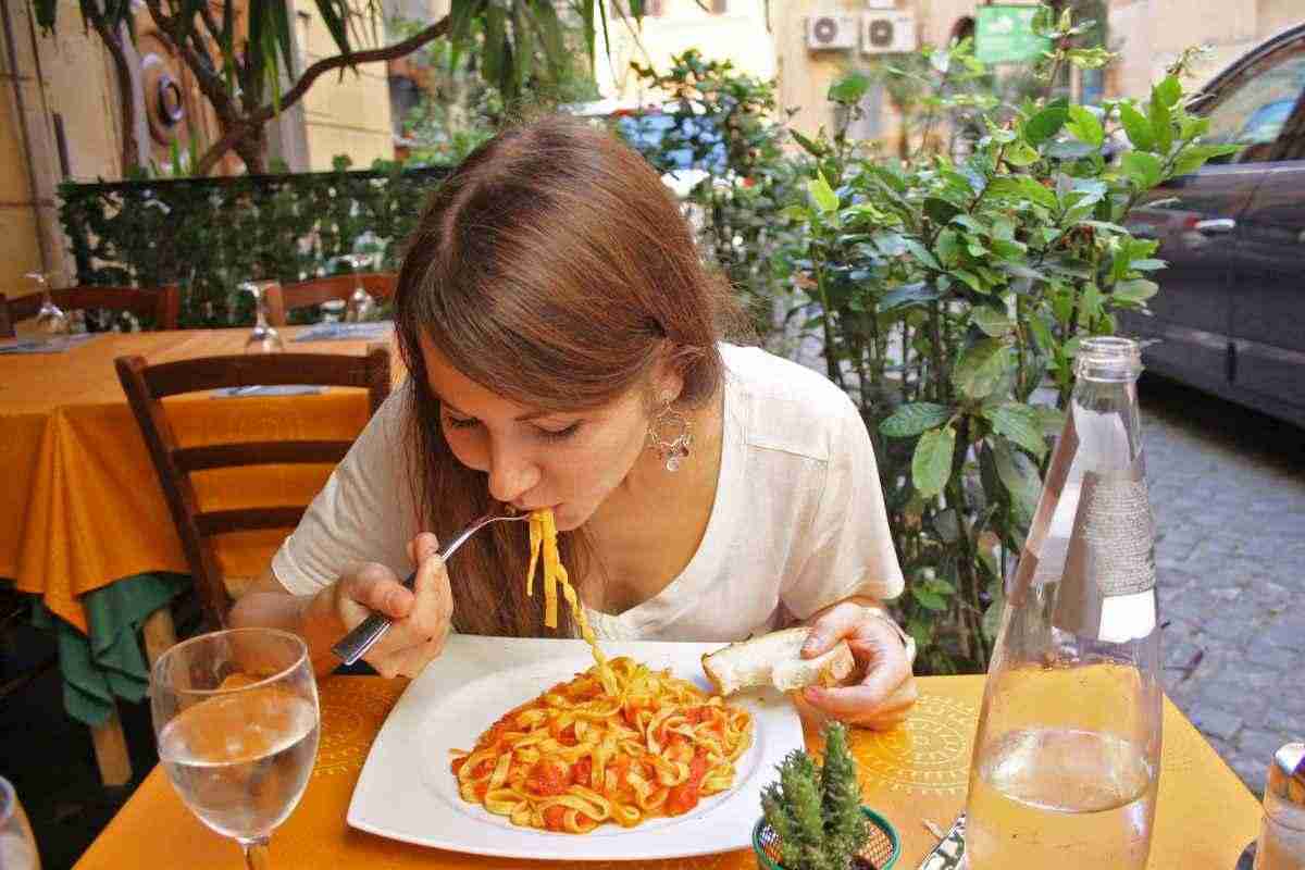 Mafalde alla marinara di Jovaebbasta: boccone dopo boccone,, tutti i dettagli