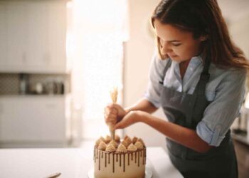 Solo 150 Kcal e più buona di mille dolci: la torta che mi ha salvato , i dettagli