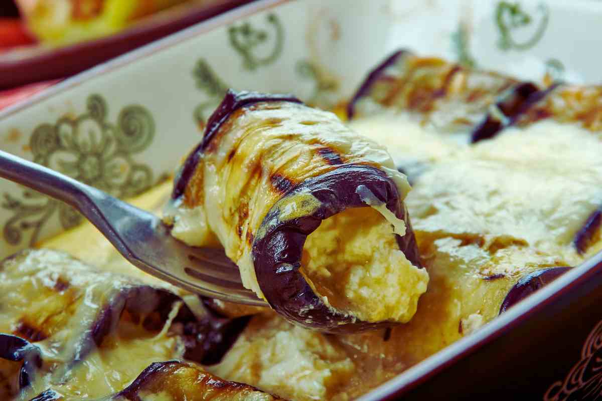 Cannelloni senza pasta, con le melanzane diventano un piatto sorprendente