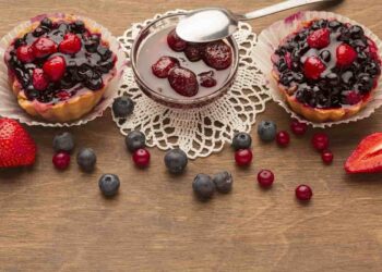 ricetta crostata ai frutti di bosco senza burro