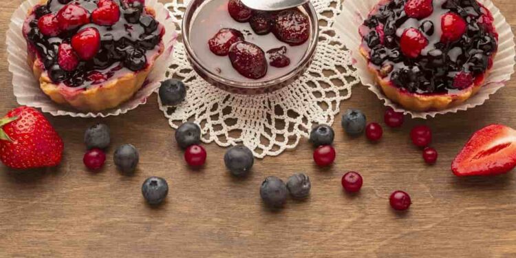 ricetta crostata ai frutti di bosco senza burro