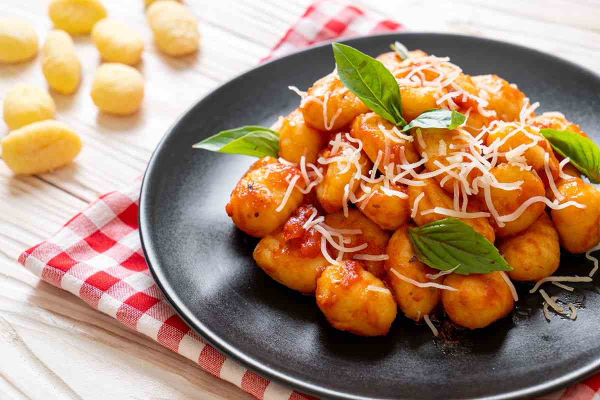 gnocchi di pomodoro all'amatriciana