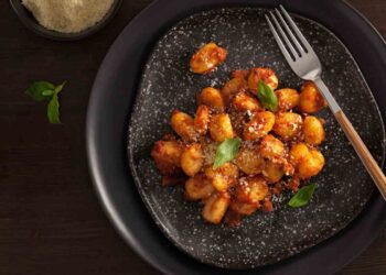 gnocchi di pomodoro all'amatriciana