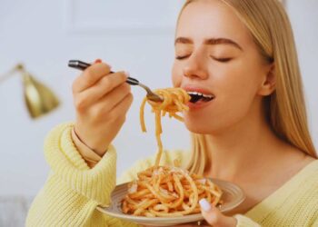 ricetta della pasta con funghi e taleggio