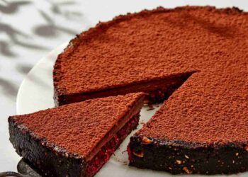 torta senza cottura super cioccolatosa: la ricetta