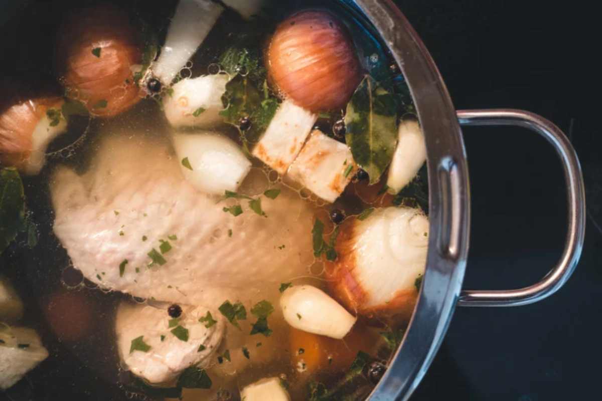 Brodo di pollo