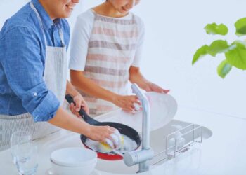 Addio aloni, il segreto per delle stoviglie perfette