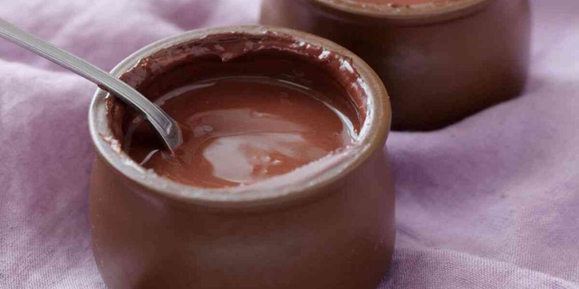 crema al cioccolato proteica con uova: ricetta