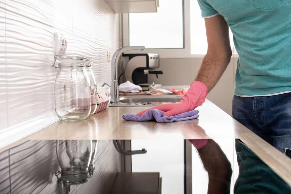 addio sporco in cucina rimuovilo in pochi passaggi
