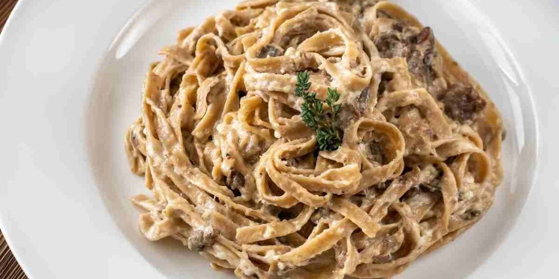 spaghetti con funghi porcini