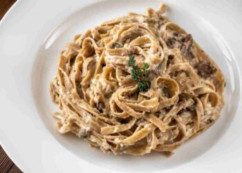 spaghetti con funghi porcini