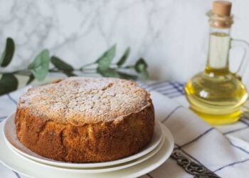 Torta al caffelatte caldo