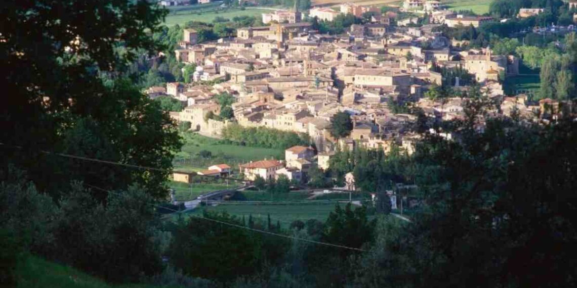 Borgo tufo