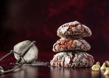 ricetta chocolate crinkles cookies