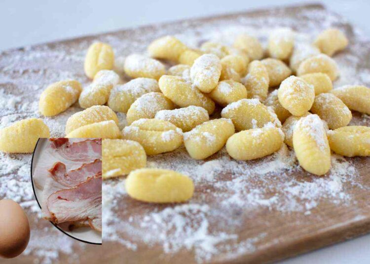 La carbonara reinventata con gli gnocchi è divina: il segreto, tutti i dettagli