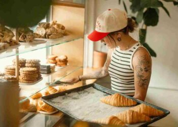 Addio burro! Questa pasta frolla all'olio è strepitosa e la crostata è perfetta